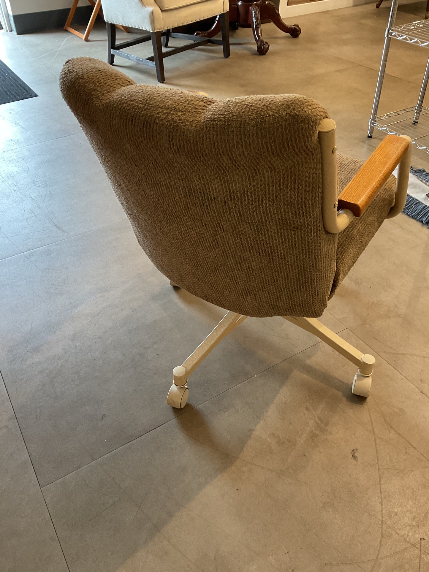 So 70s Roll Chair