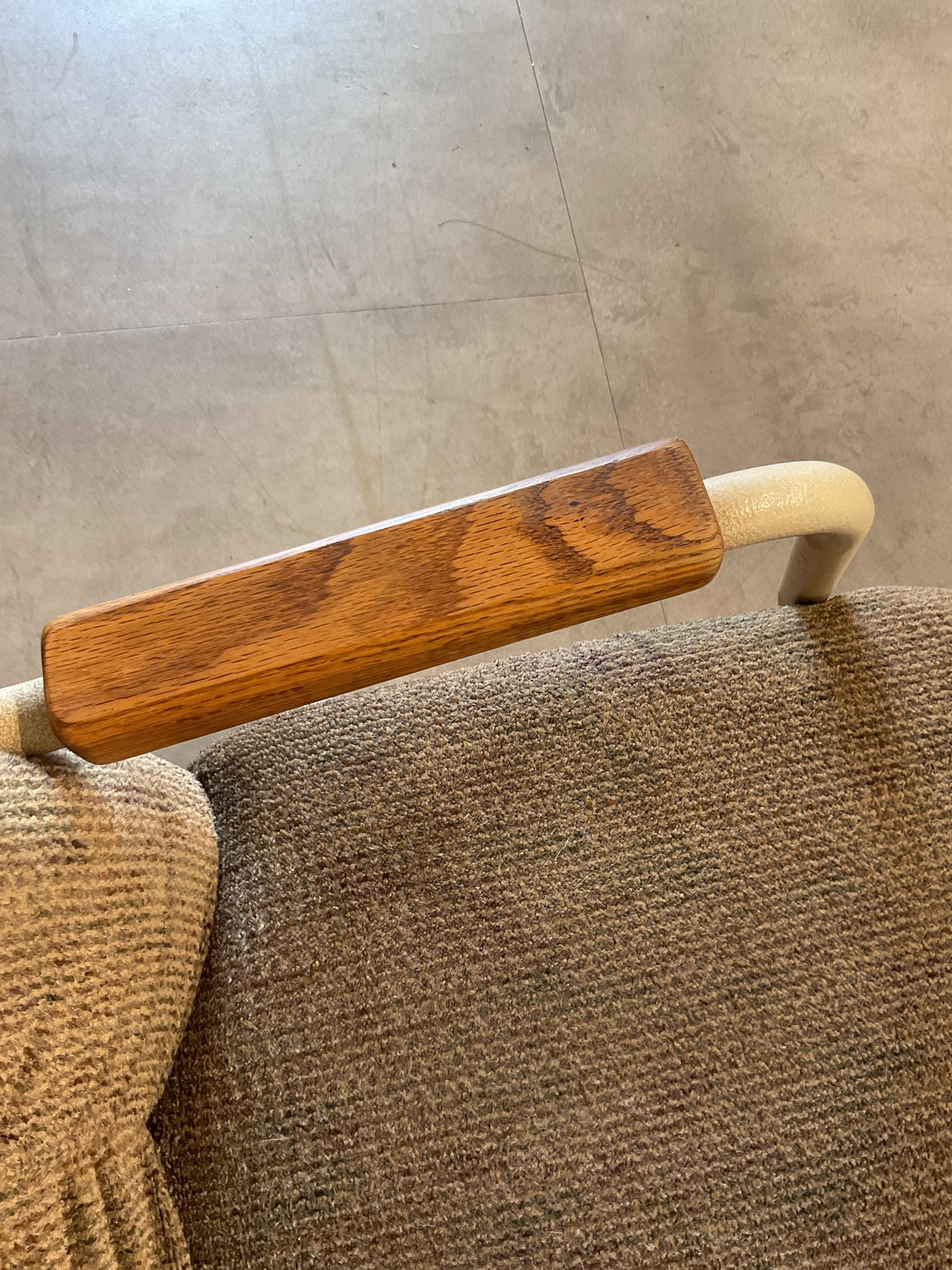 So 70s Roll Chair