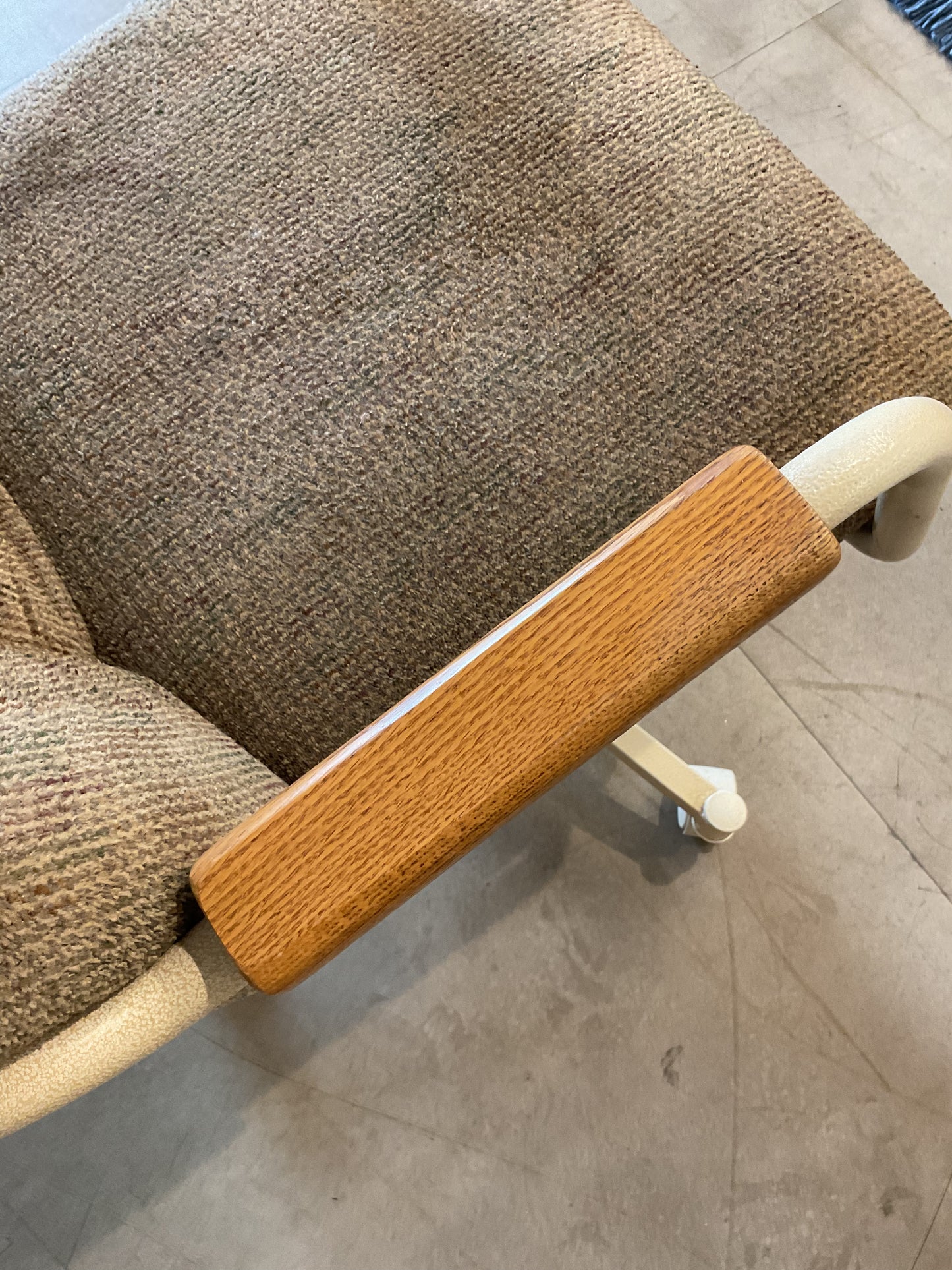 So 70s Roll Chair