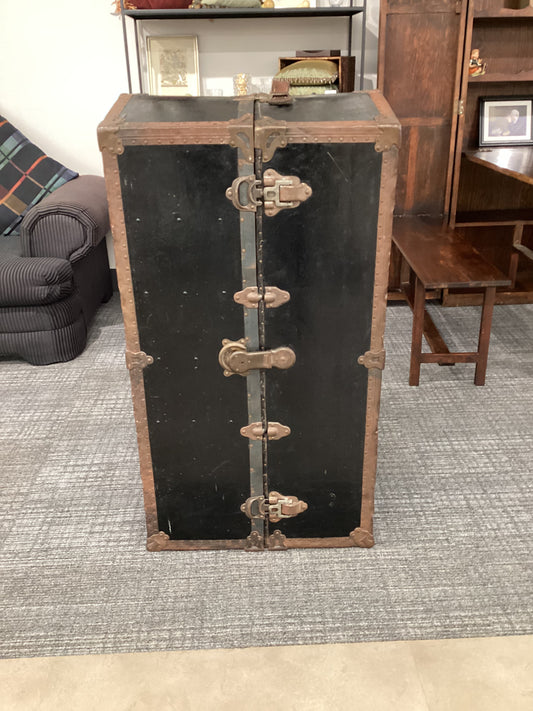 A.E.Meek antique steamer trunk