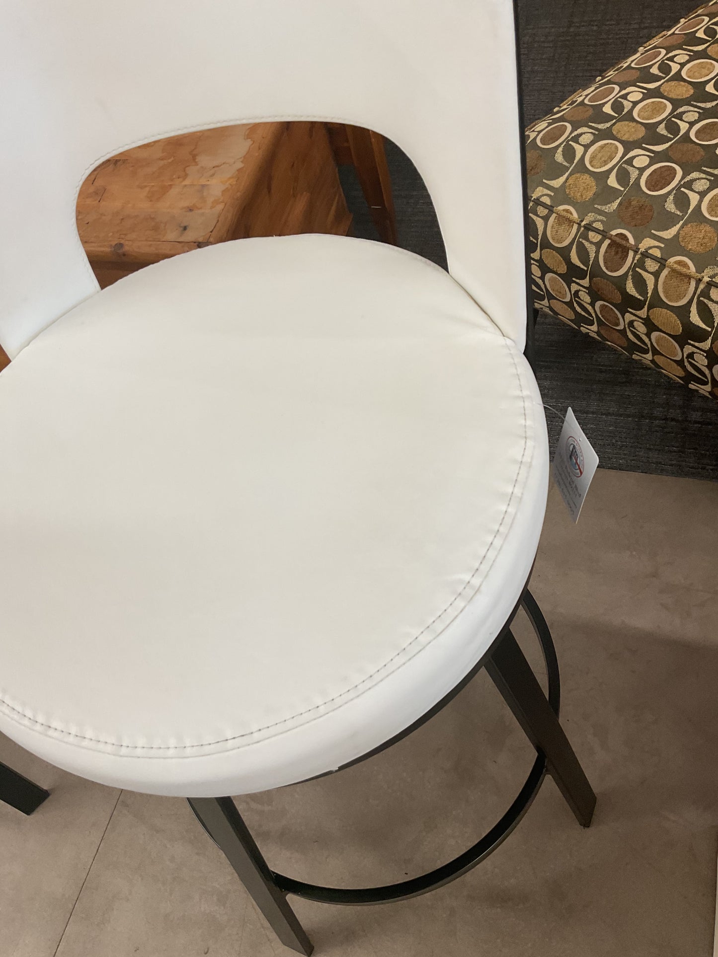 Neo Stool
