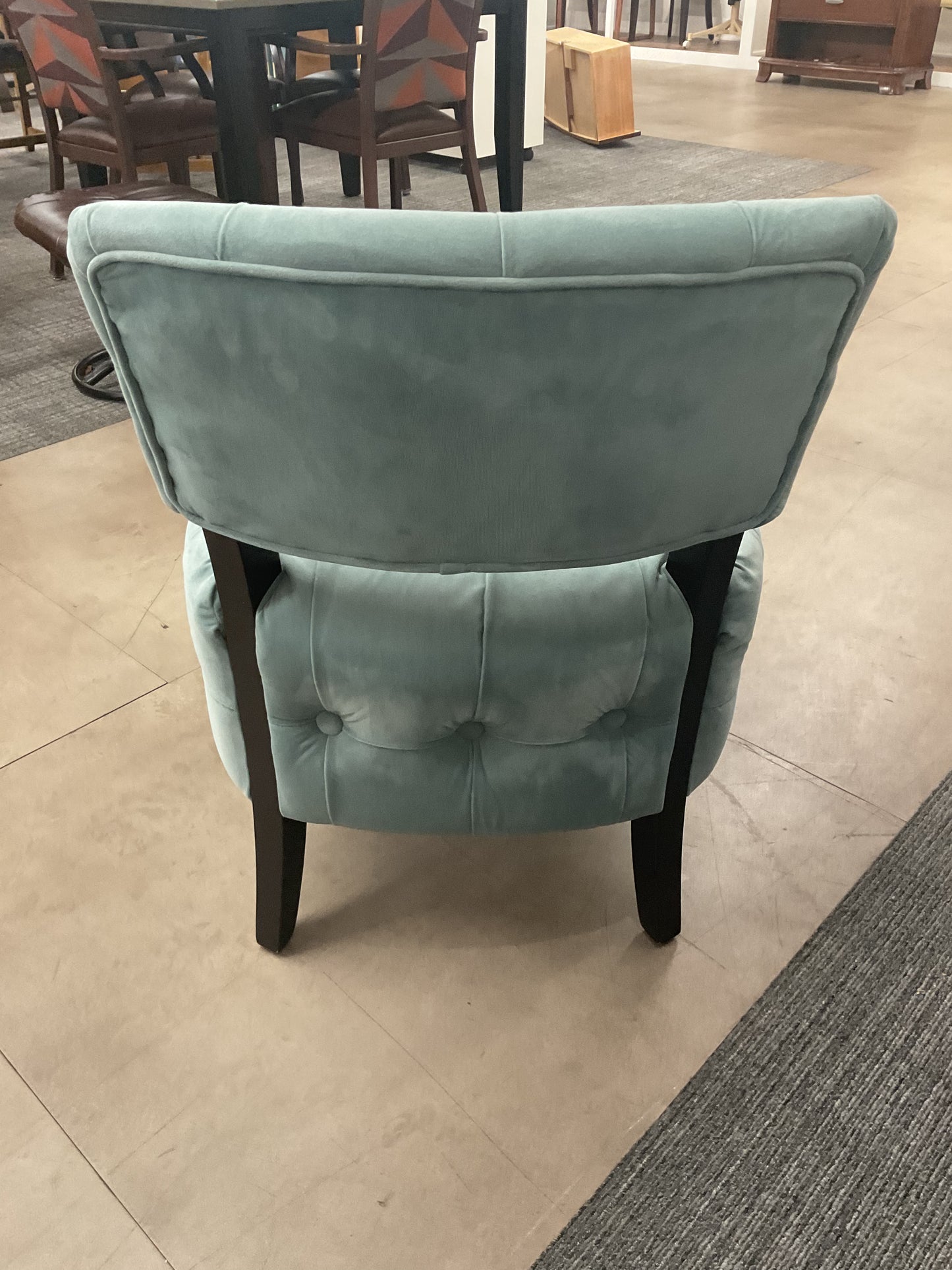 Tufted Accent Chair