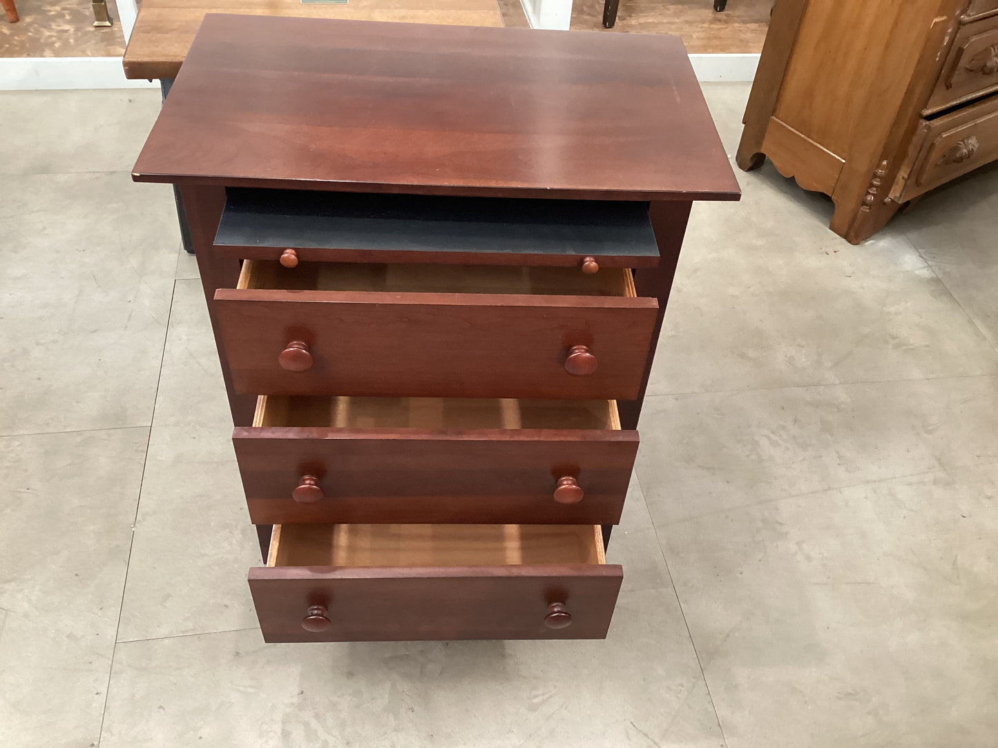 Kincaid dresser