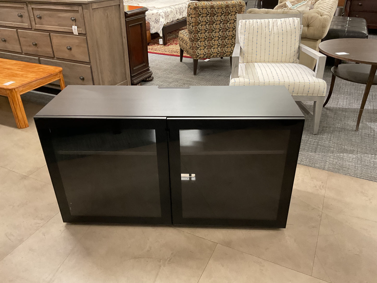 2 door TV Stand