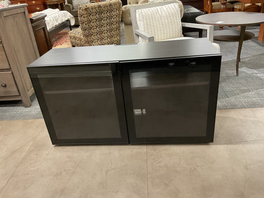 2 door TV Stand