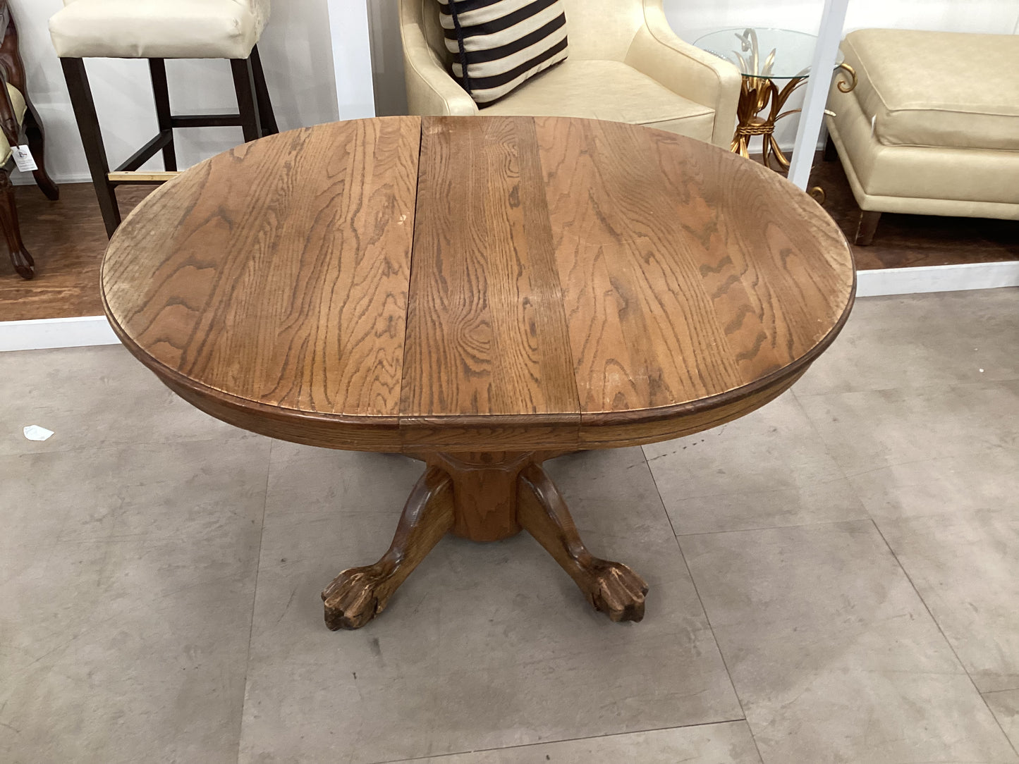 Tiger Claw Oak Table