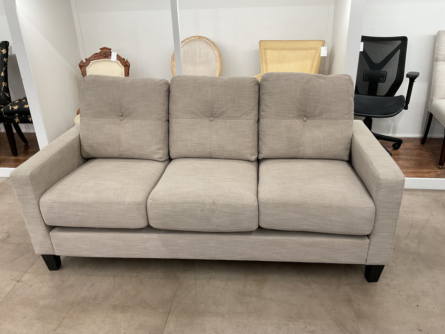 Leo The Sofa