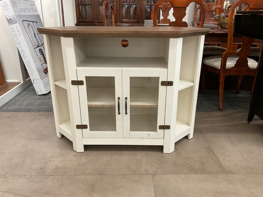 Farmhouse Media Console