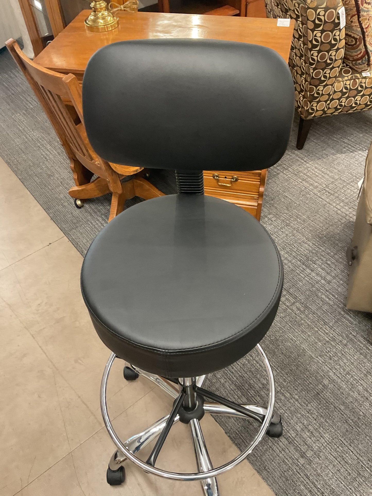 Centi Roll Chair