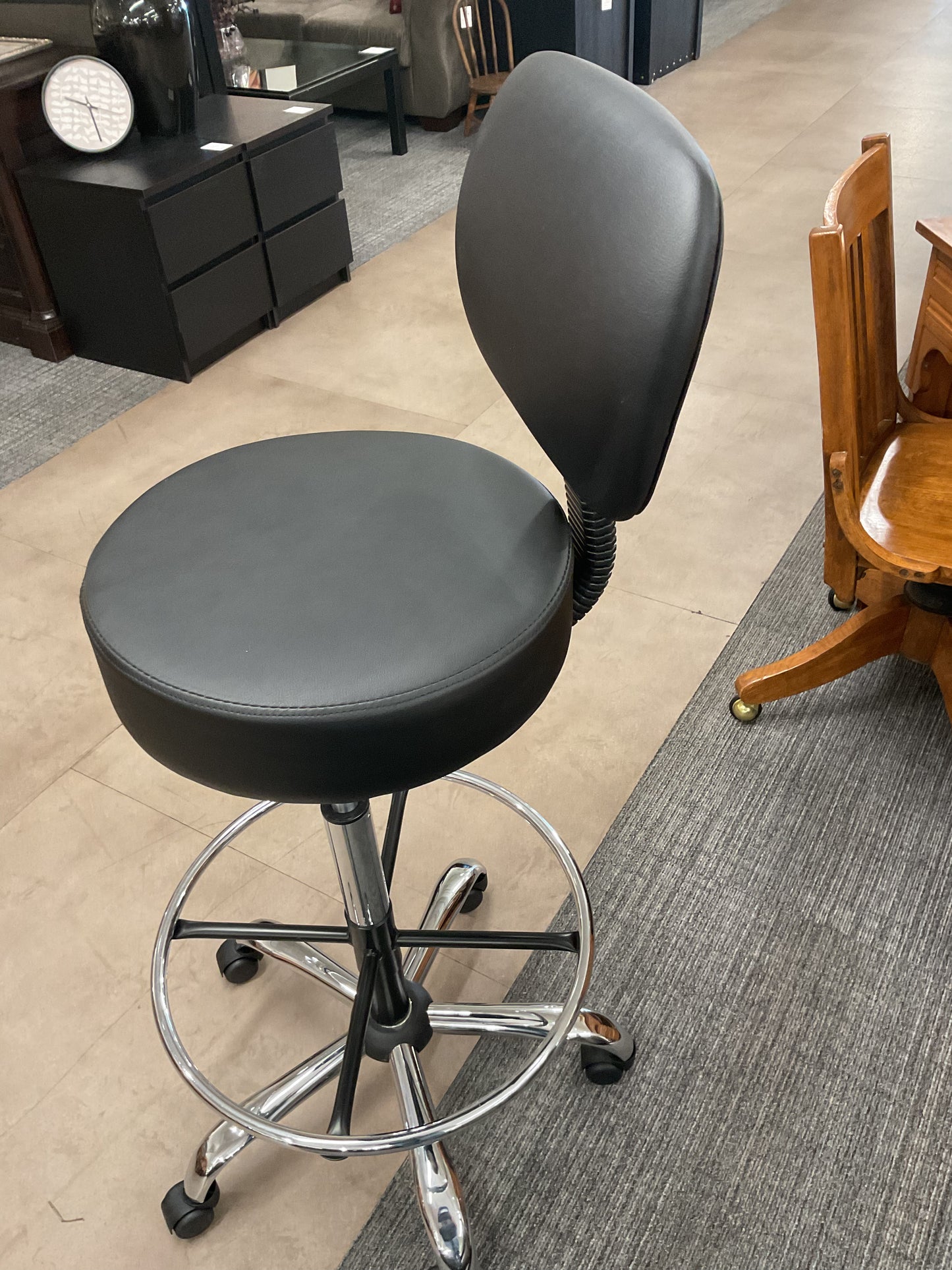 Centi Roll Chair