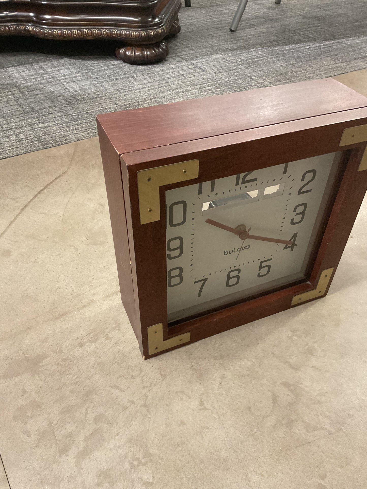 Tiempo Clock