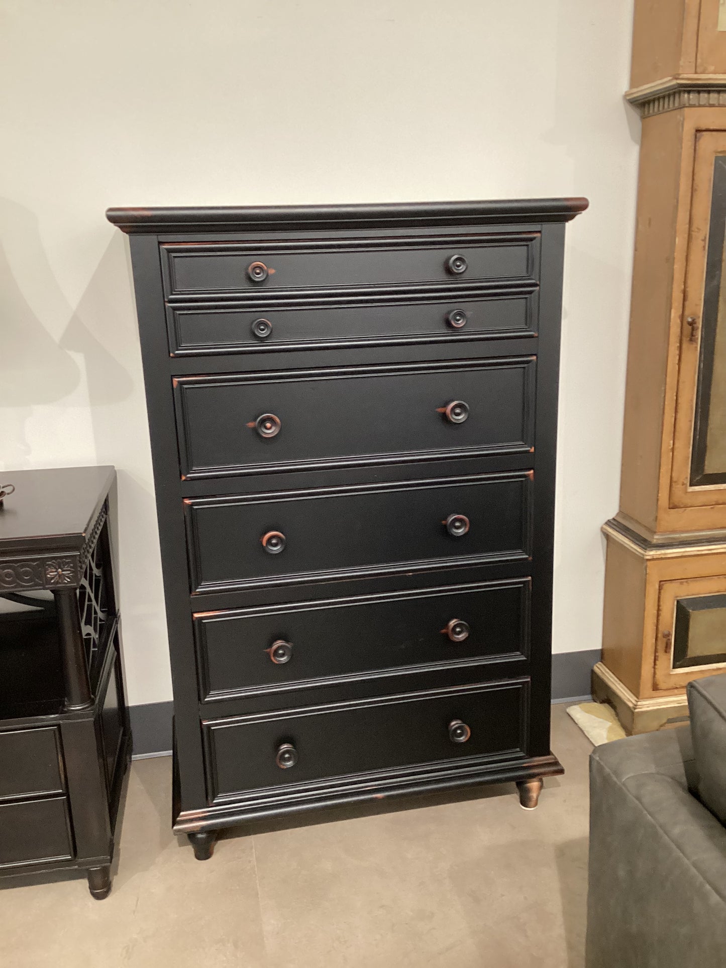 5 Drawer dresser