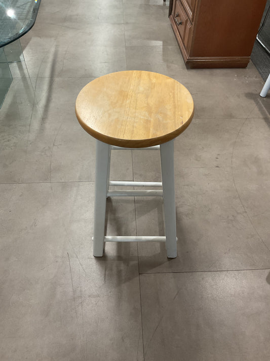 Casual White Stool
