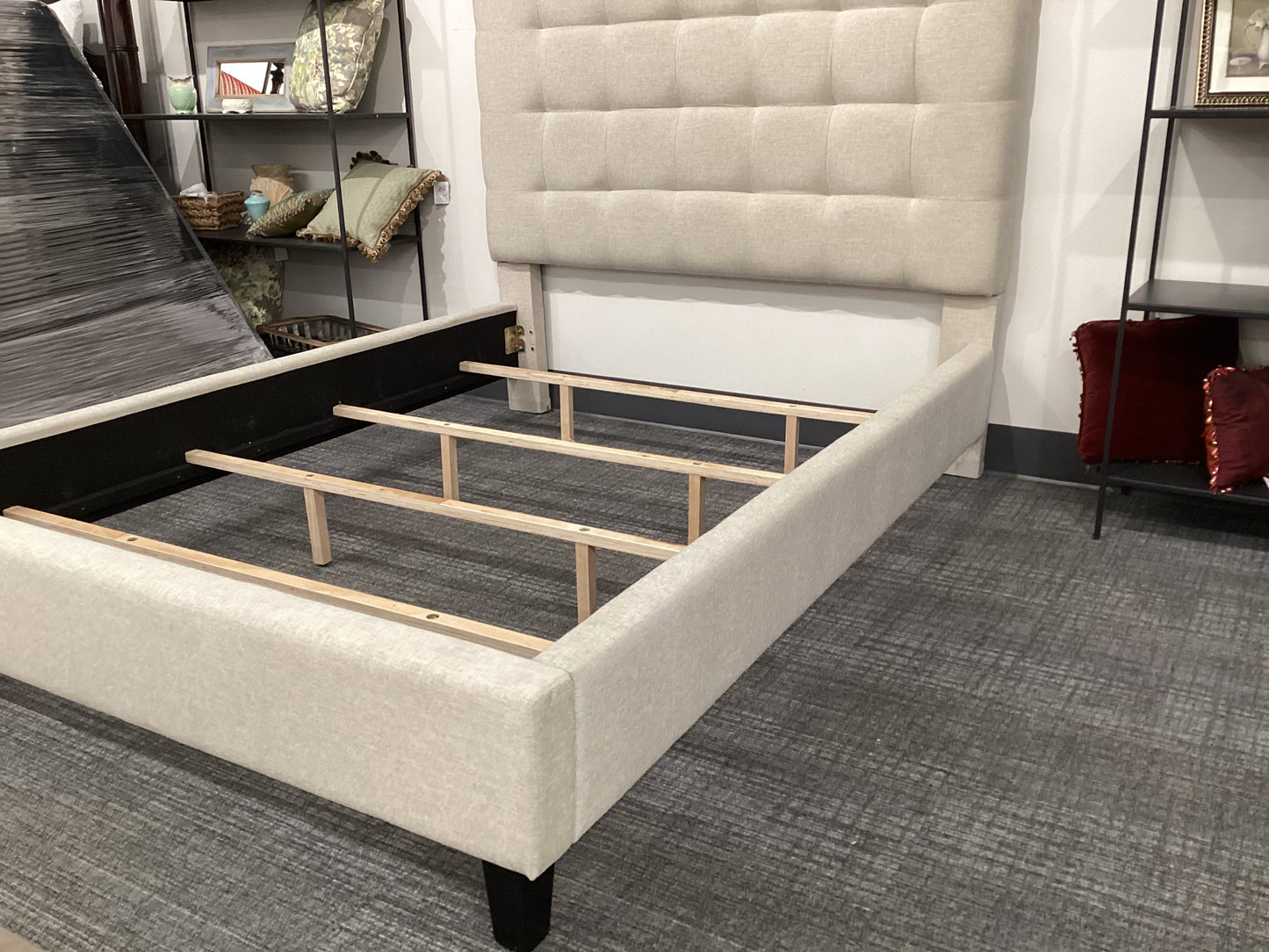 Tufted queen bed frame