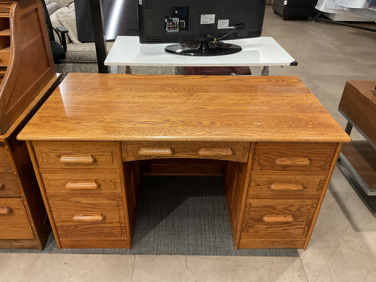 The  Gergen Desk