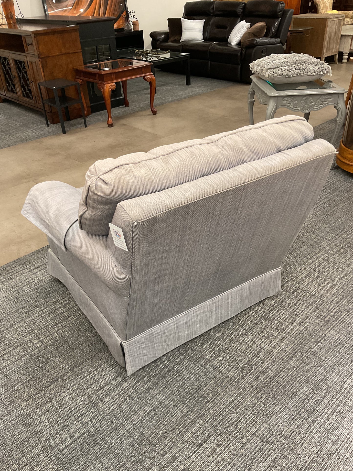 Grayish chair