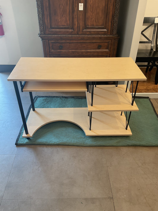 Round Edge Low Desk