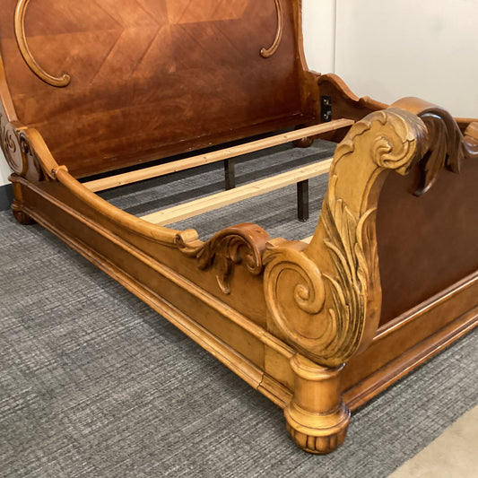 Pulaski Edwardian King Bed Frame(B097)