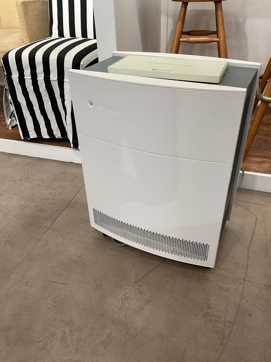 Blue Air Purification System
