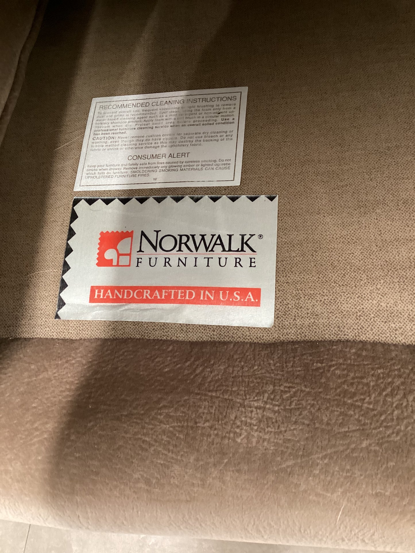 Norwalk Loveseat