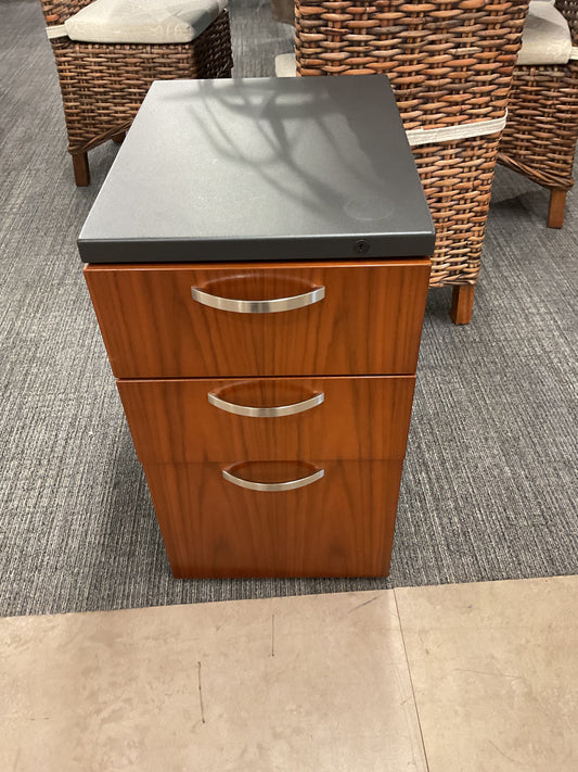 Herman Miller Filer