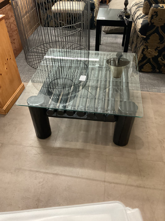 Black Log Table