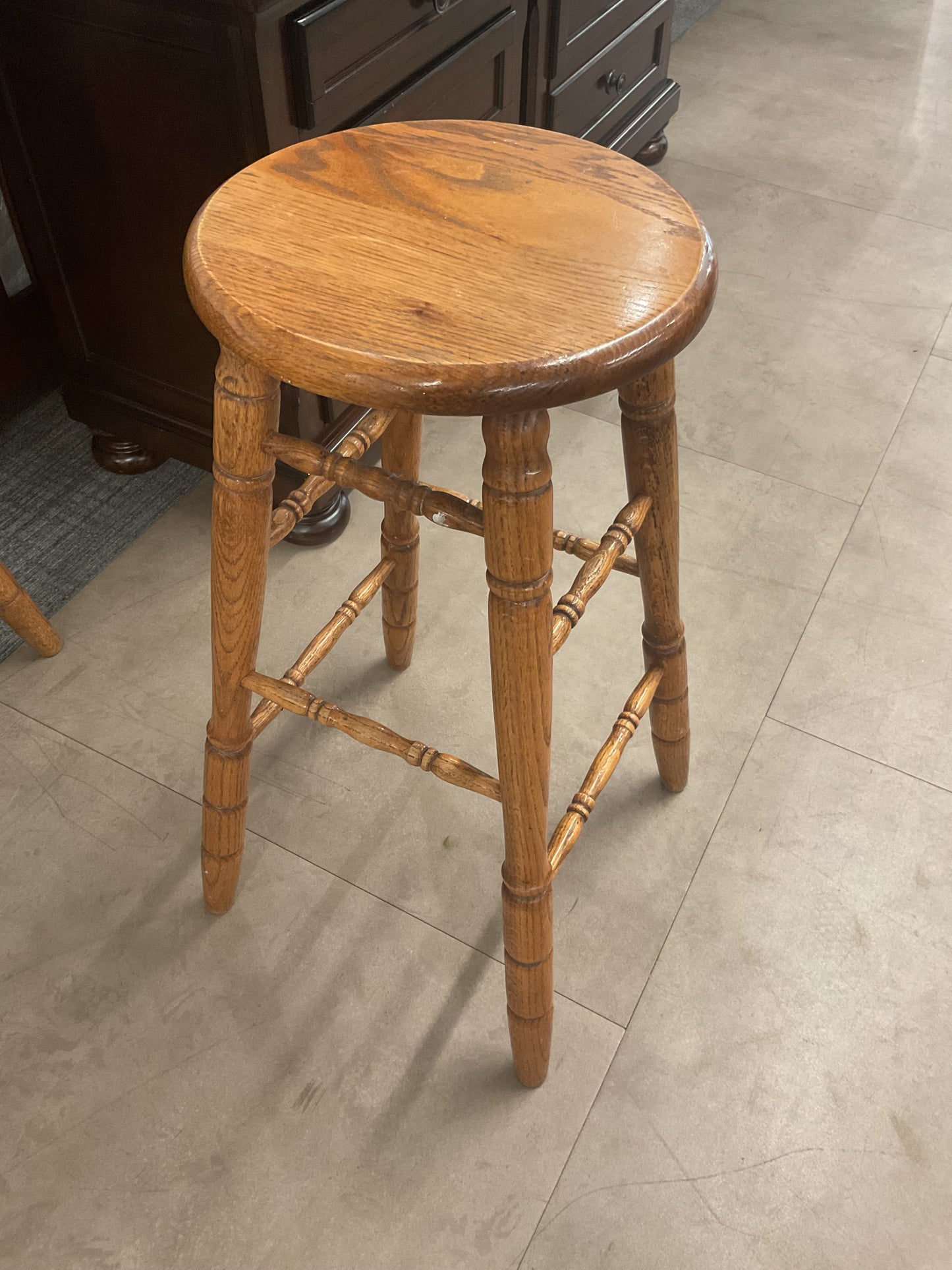 Paw Paws Stool