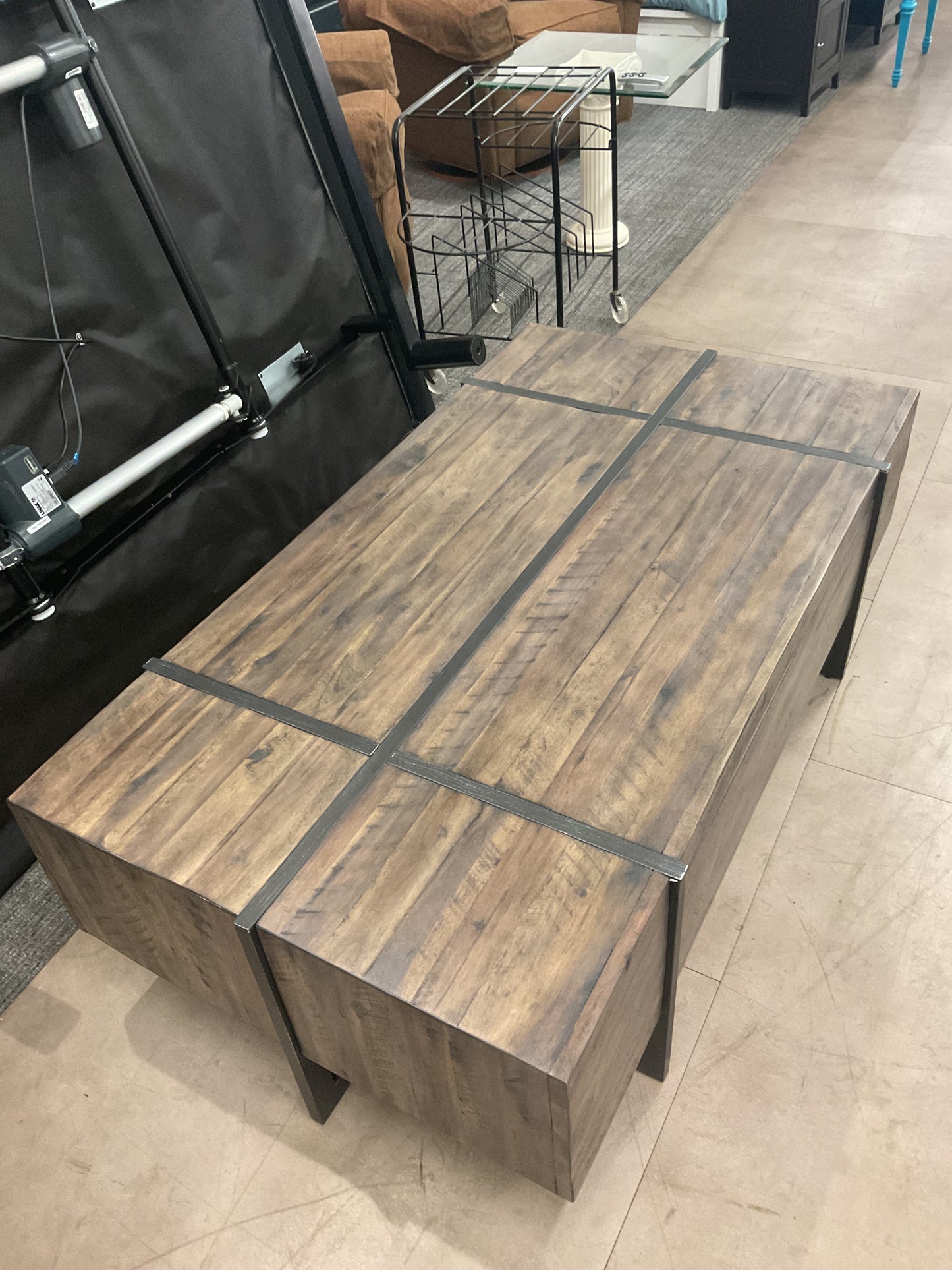 Hammary Coffee Table