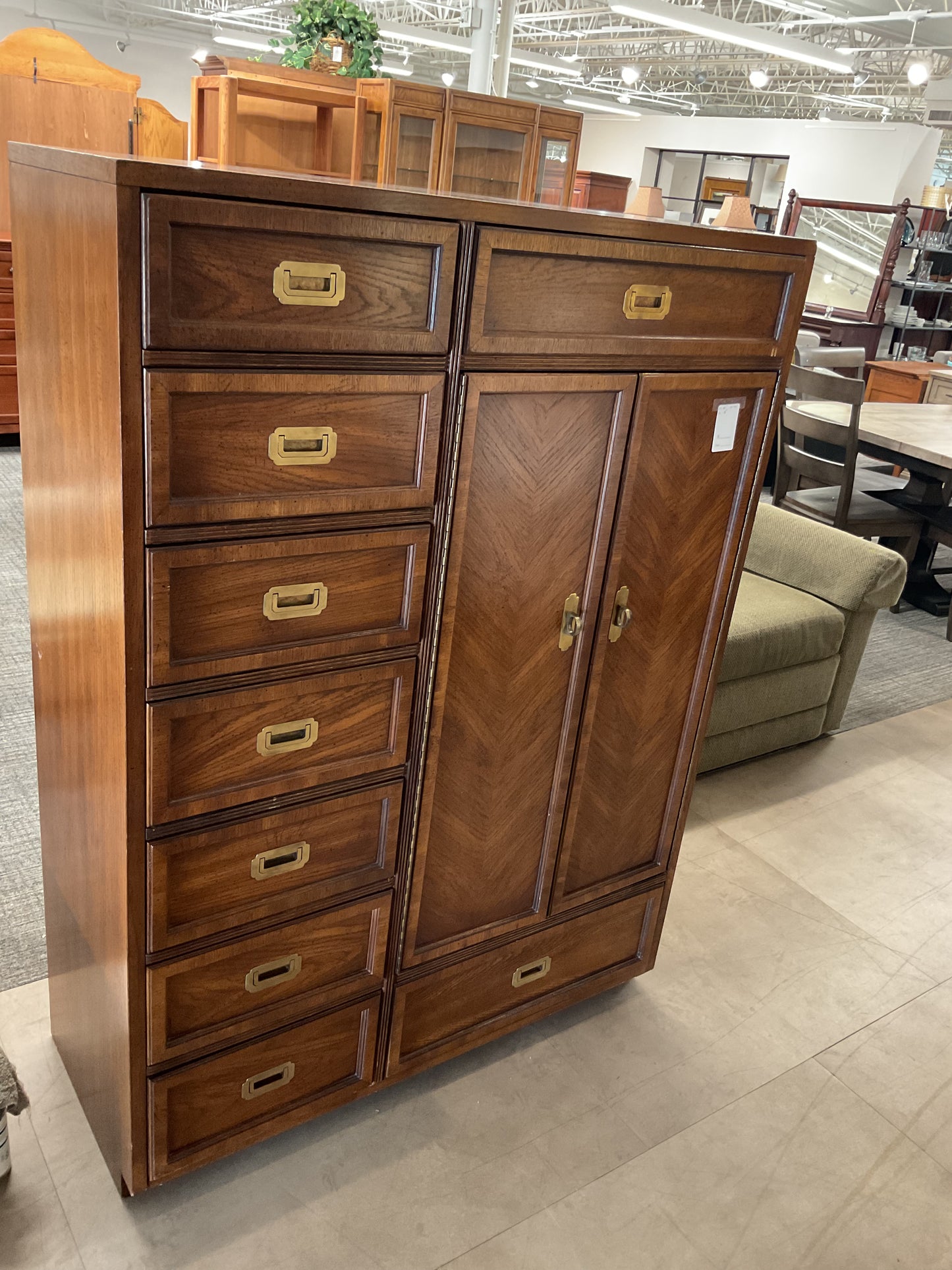 Vintage Chest of Drawers