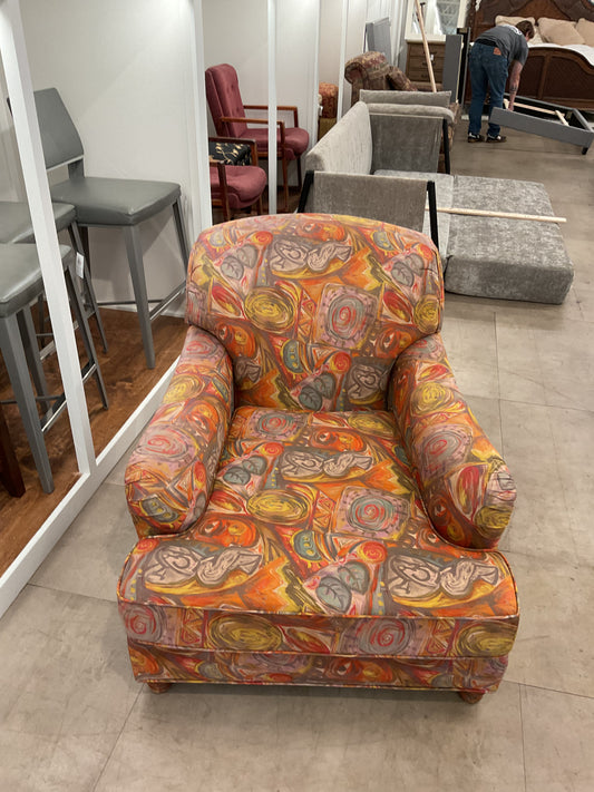Jazzy Long Neck Chair