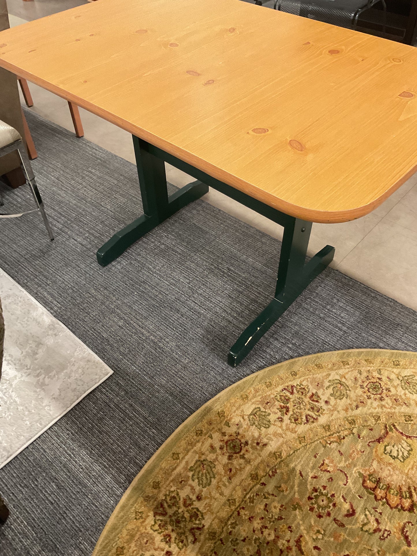 Plain Table