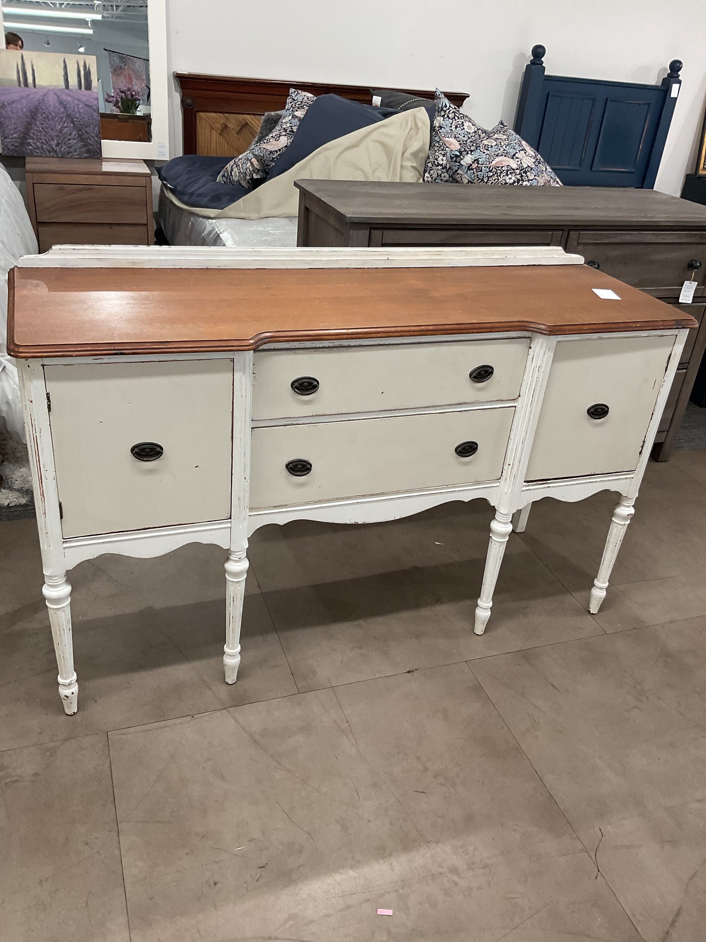 Princess White Side Board