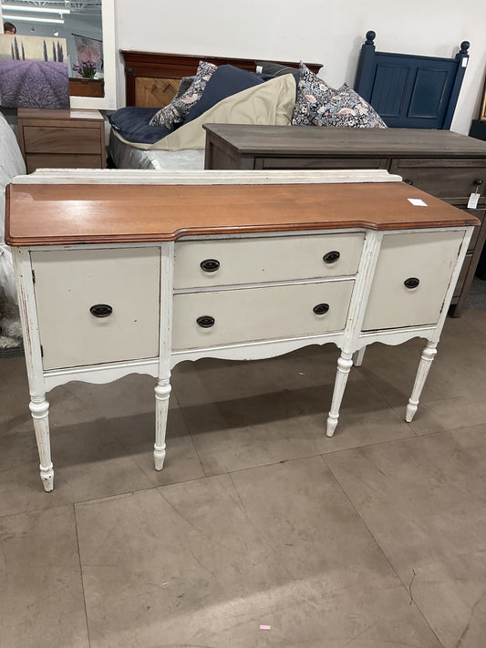 Princess White Side Board