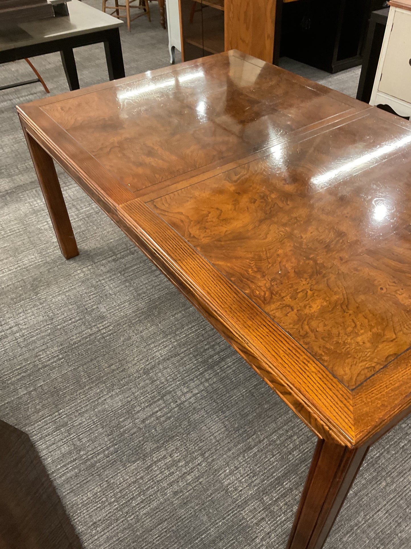 Henredon 2 Toned Table
