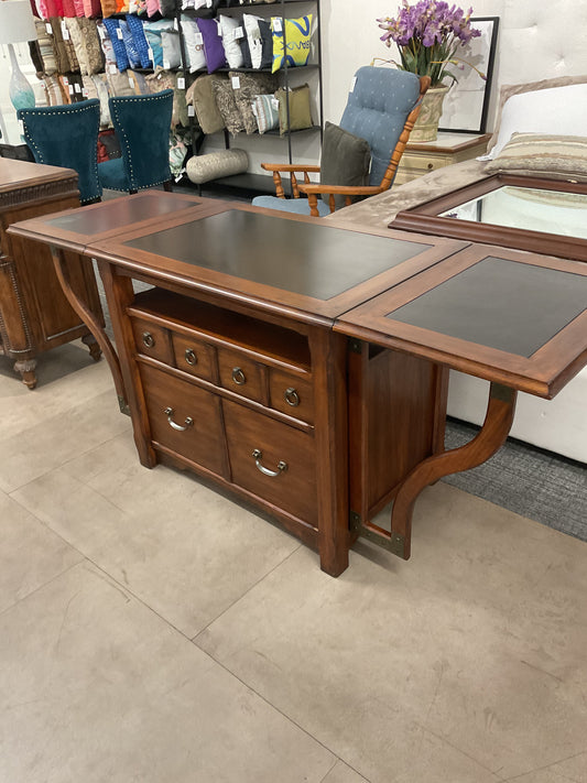 Auburn Extendable Work Station