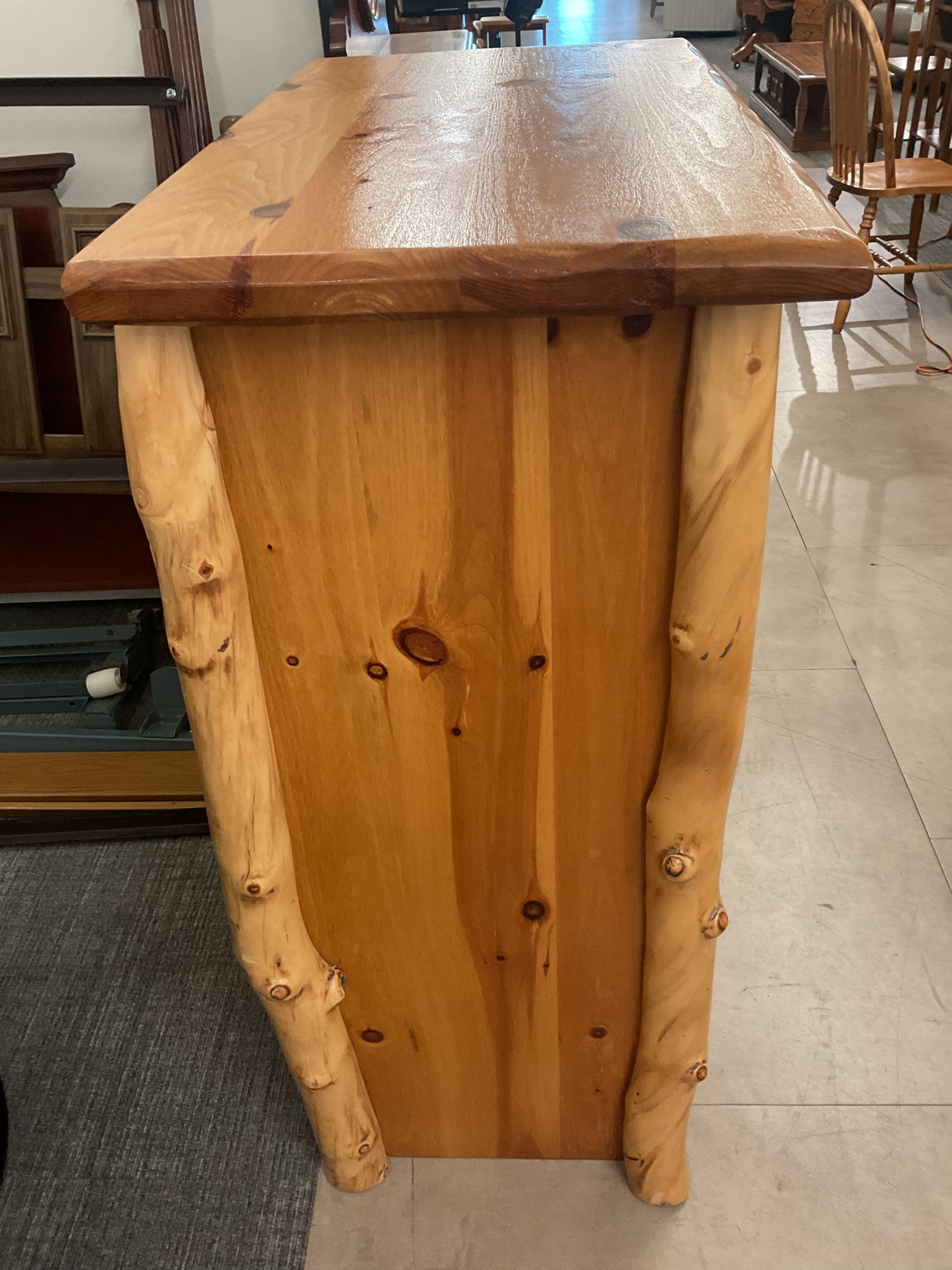 Cab Log Dresser