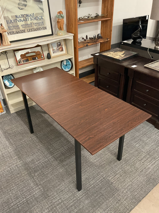 Scorpio Dining set