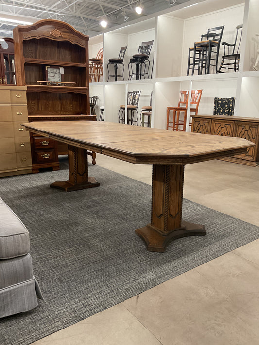 Shrek’s Dining table