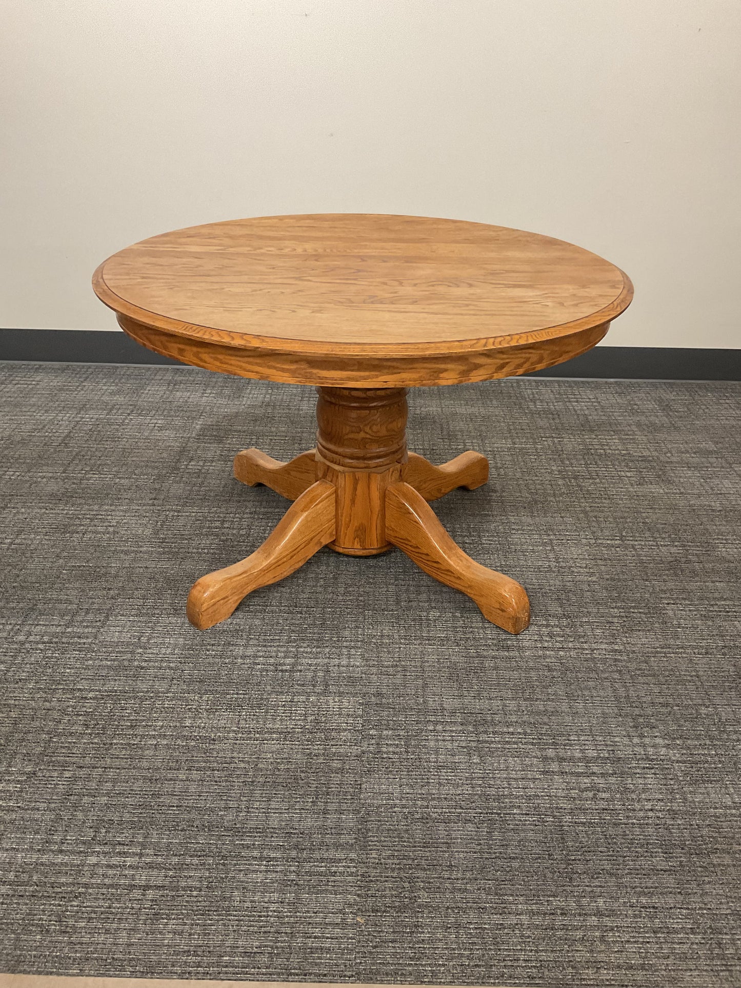 Hatchi Dining table