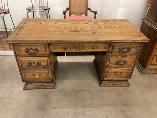 Pan or Pam’s Desk