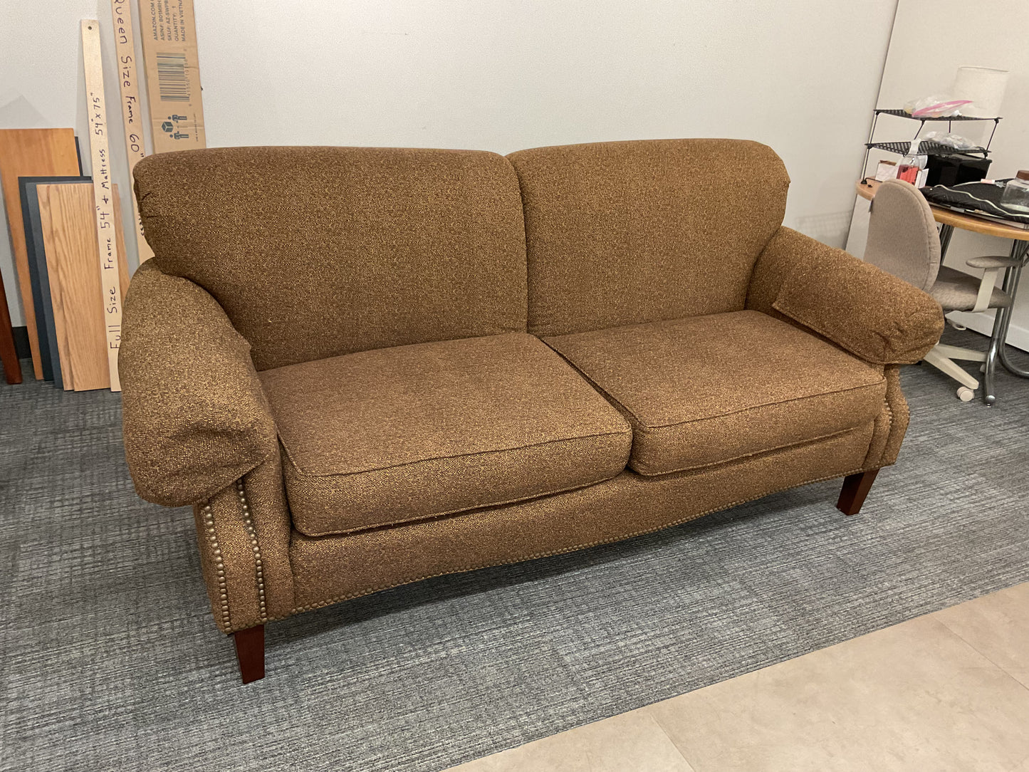 A helping sofa