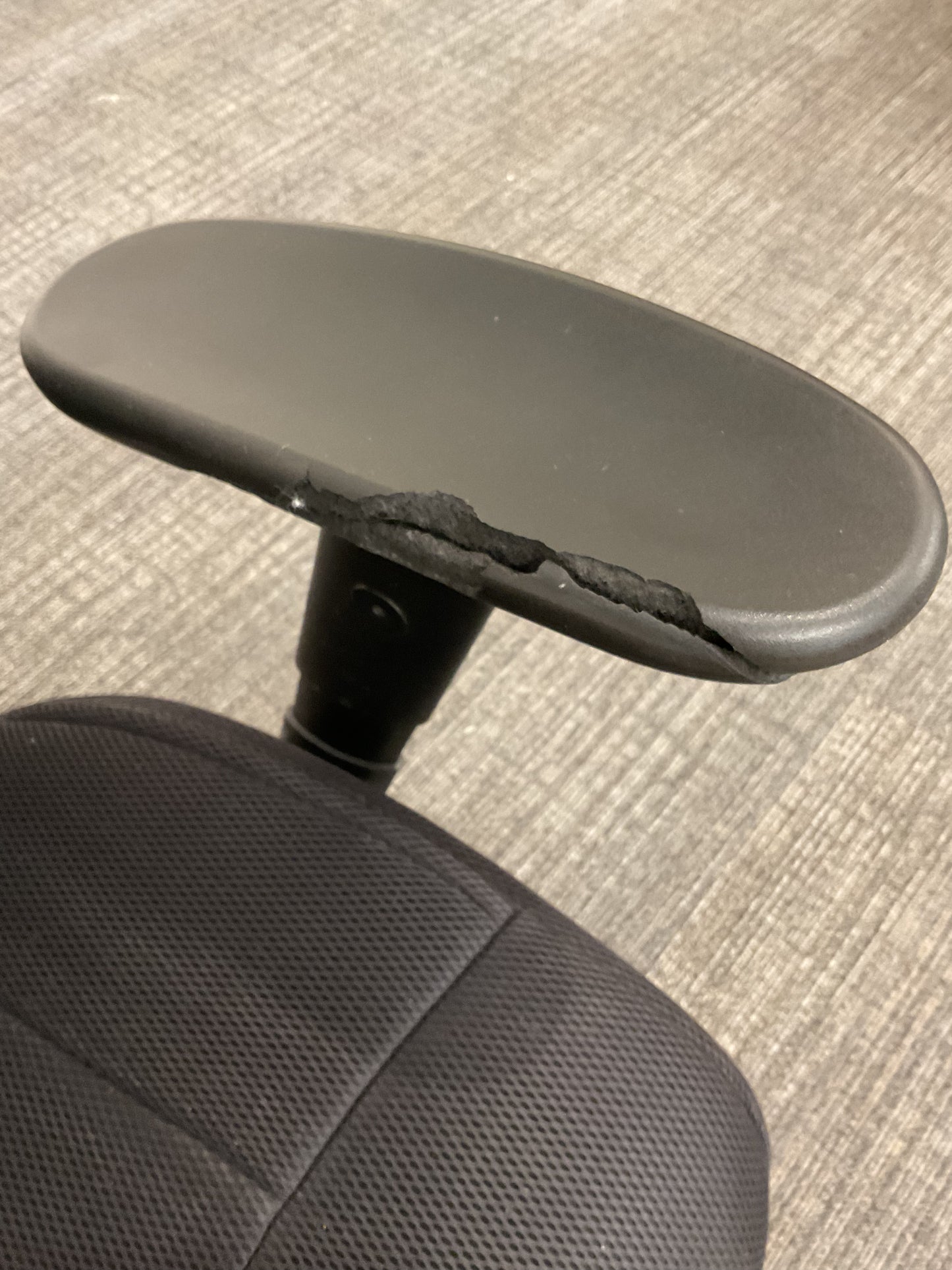 Mose office chair