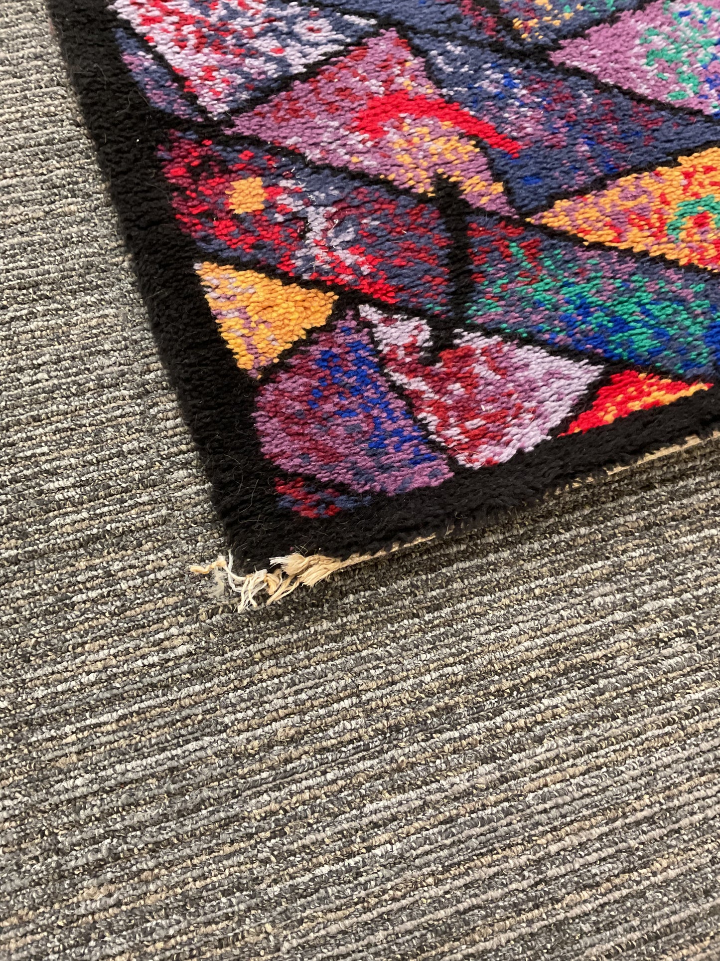 Saved by the rug (R137)