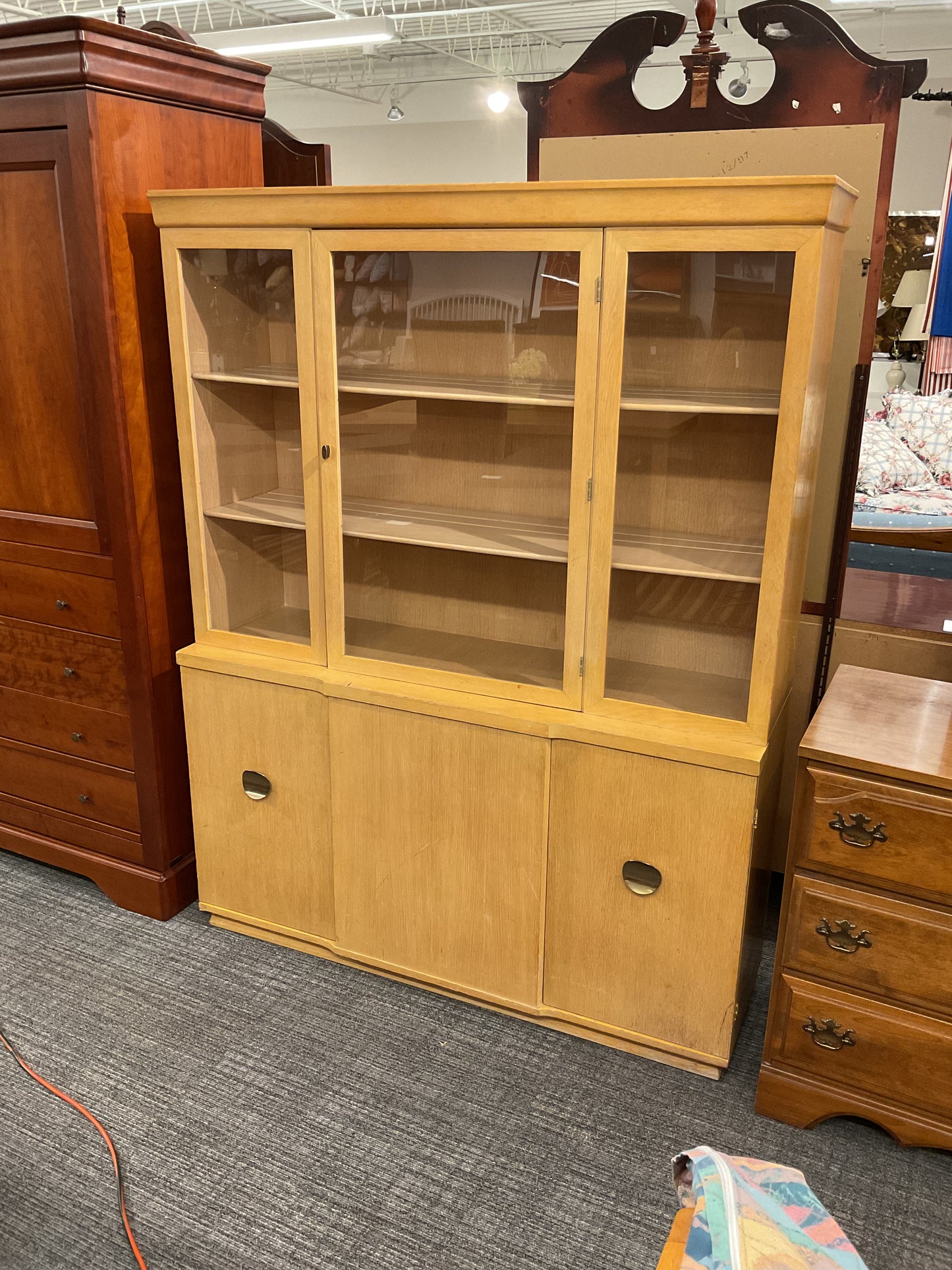 Stranger Things Hutch