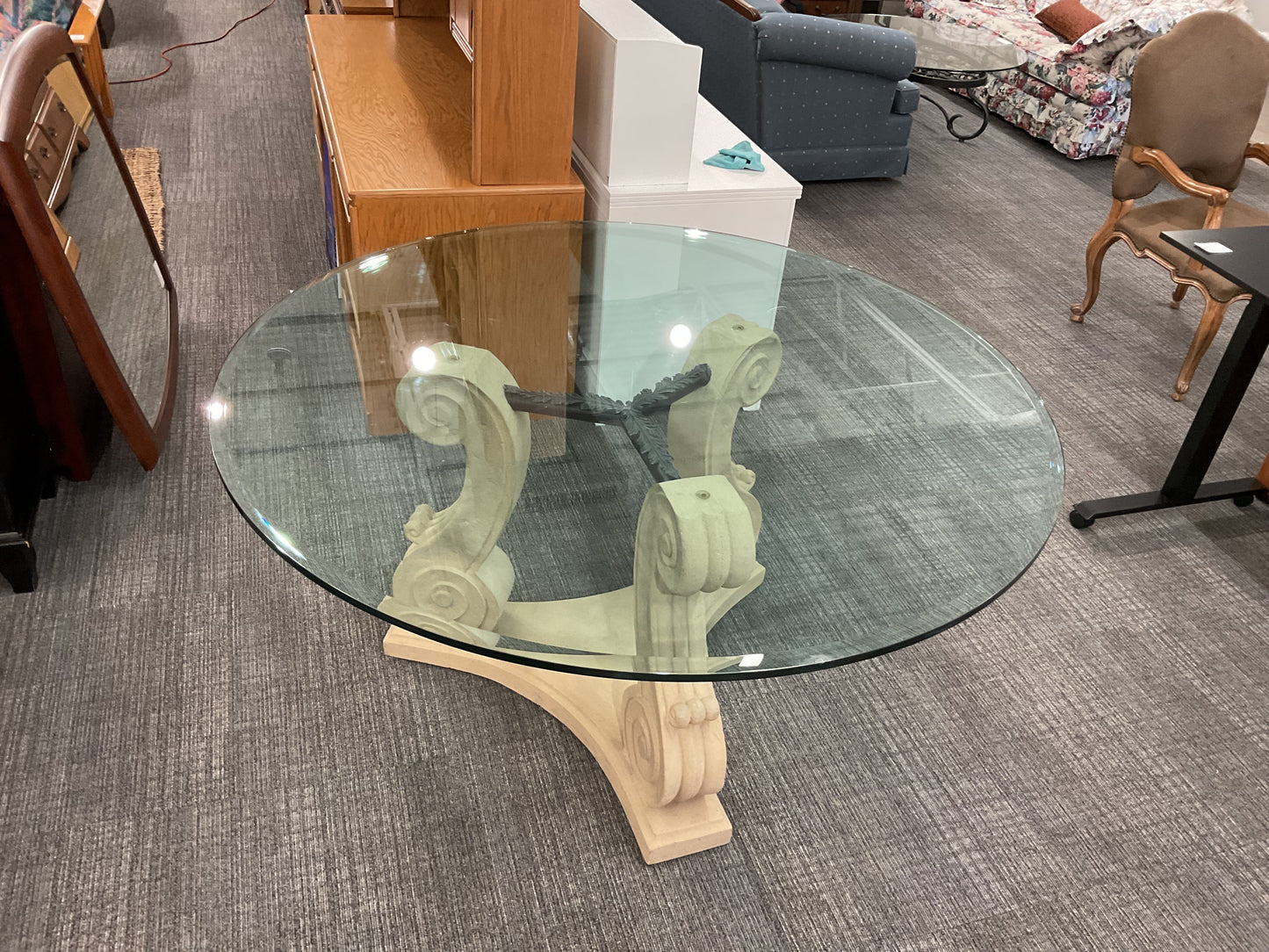 Renaissance Table ￼