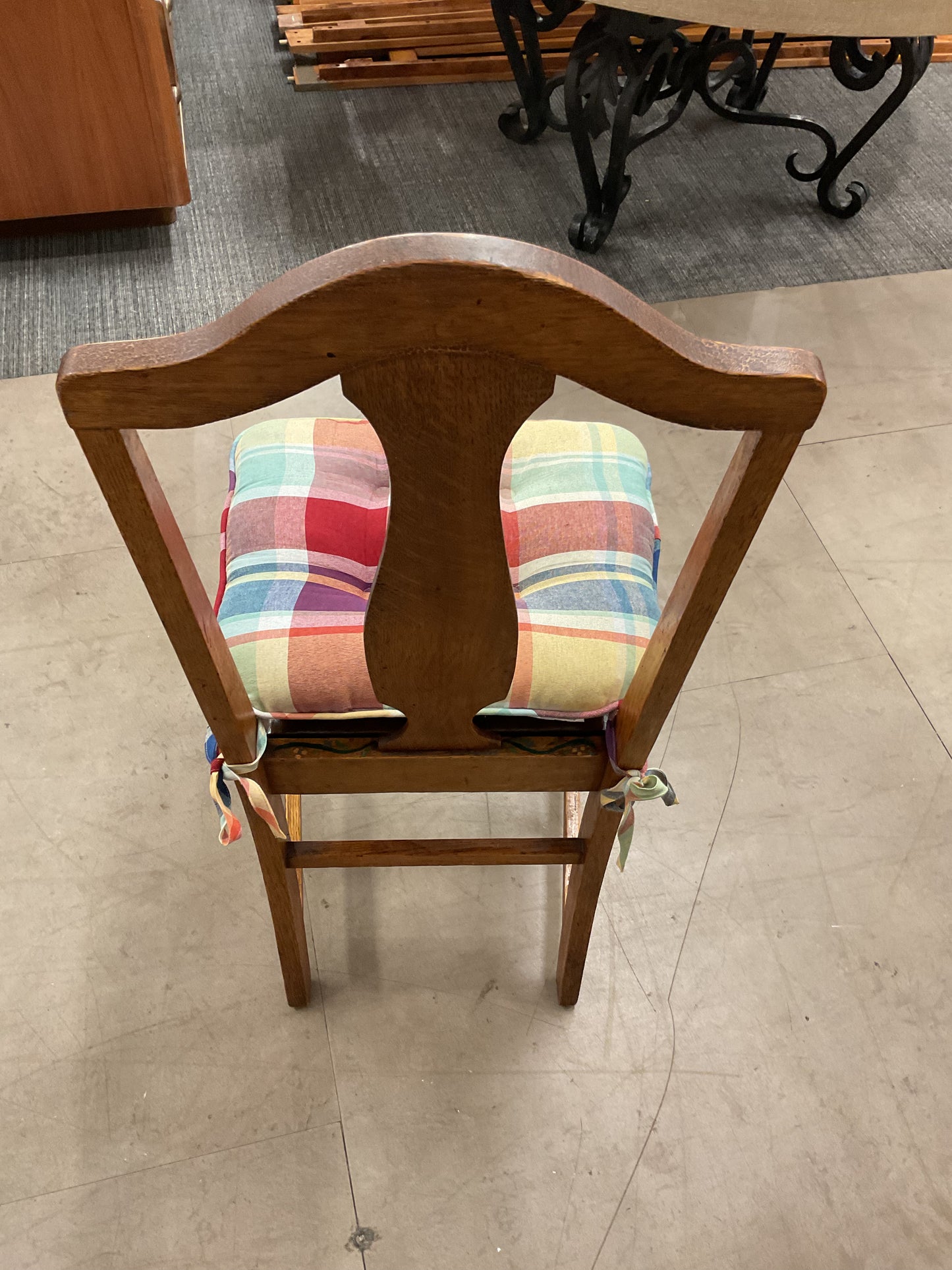 Chihuahua Chair￼￼