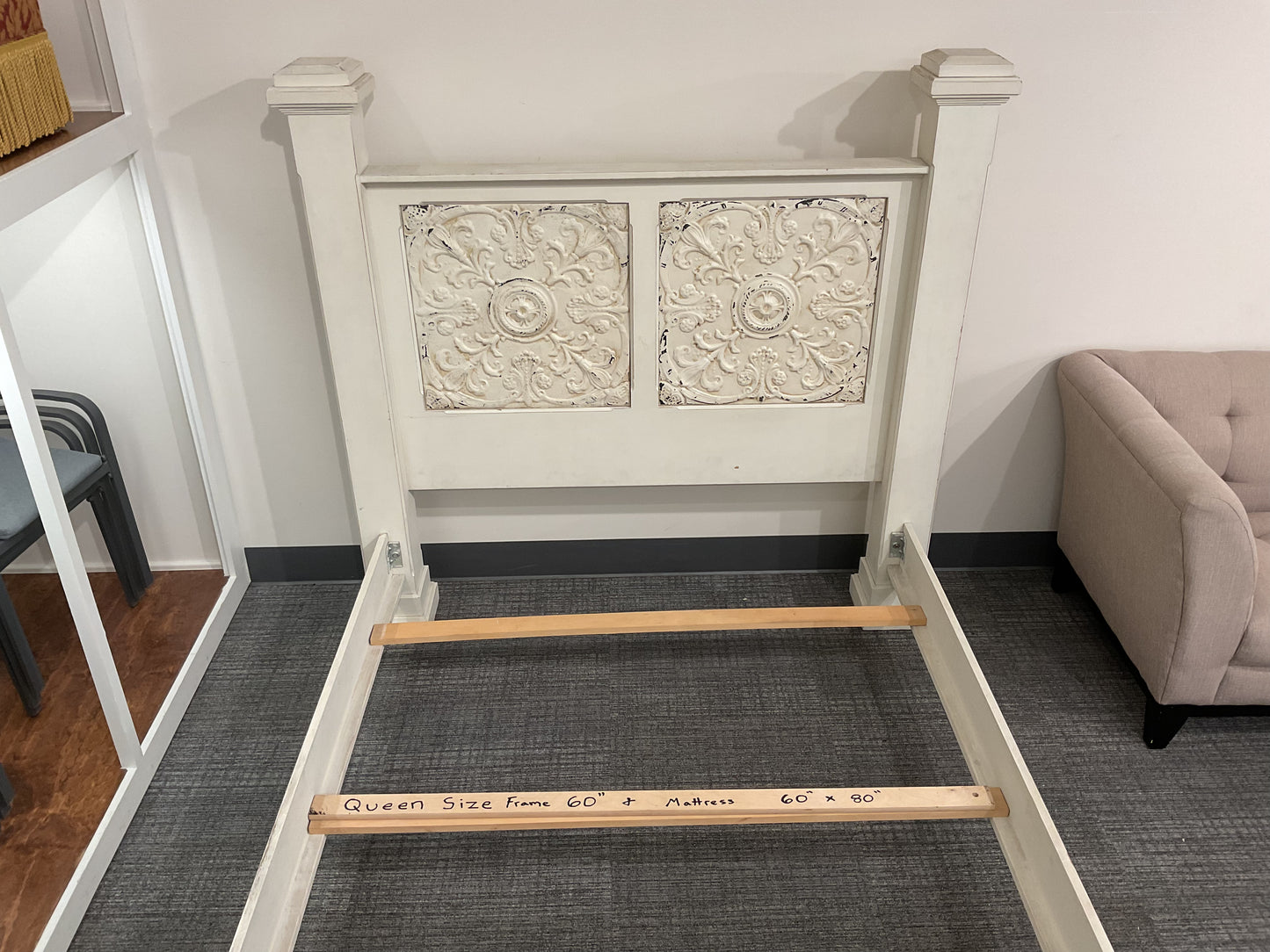 Heart Of Dixi Queen Frame (B301)