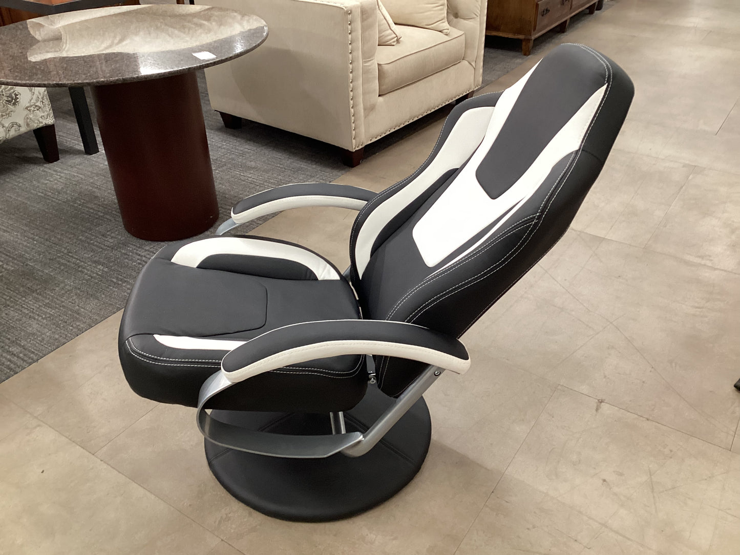 Black and White Swivel Gaming Chair w/ Ottoman