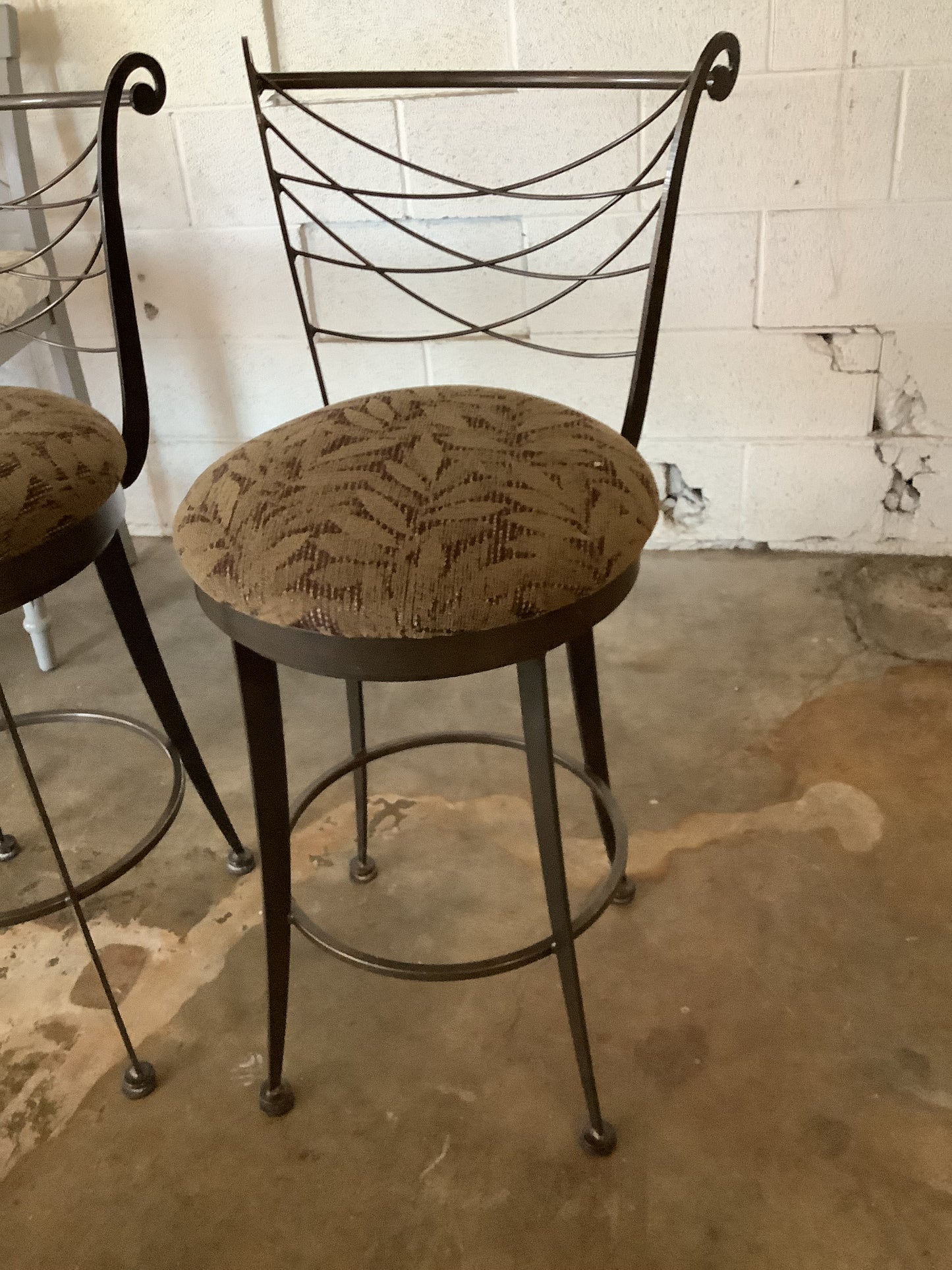 Set of 4 Metal Counter Stools TOSA Furniture Boutique